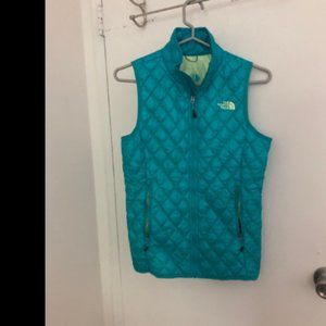 The North Face Thermoball Quilted Vest Sz XS